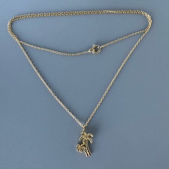 14k Gold Vermeil Palm Tree Necklace - Picture 11 of 12